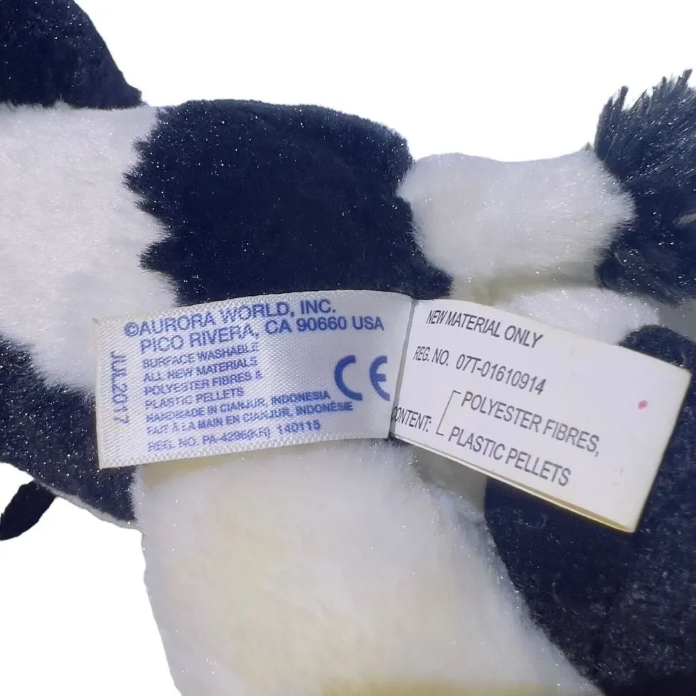 Aurora 2017 Black White Cow Bull 8